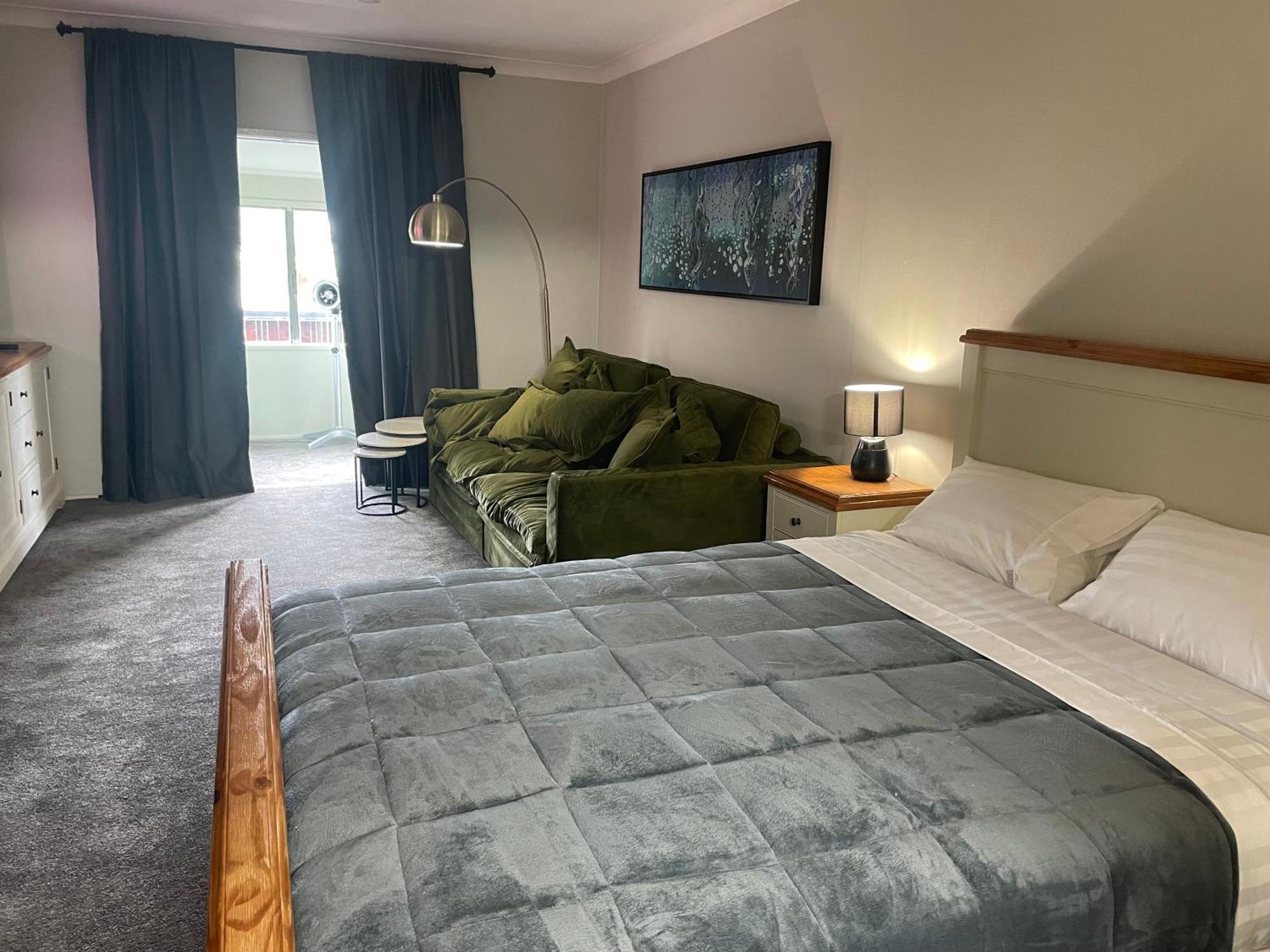 Cypress Bnb Hervey Bay Extérieur photo